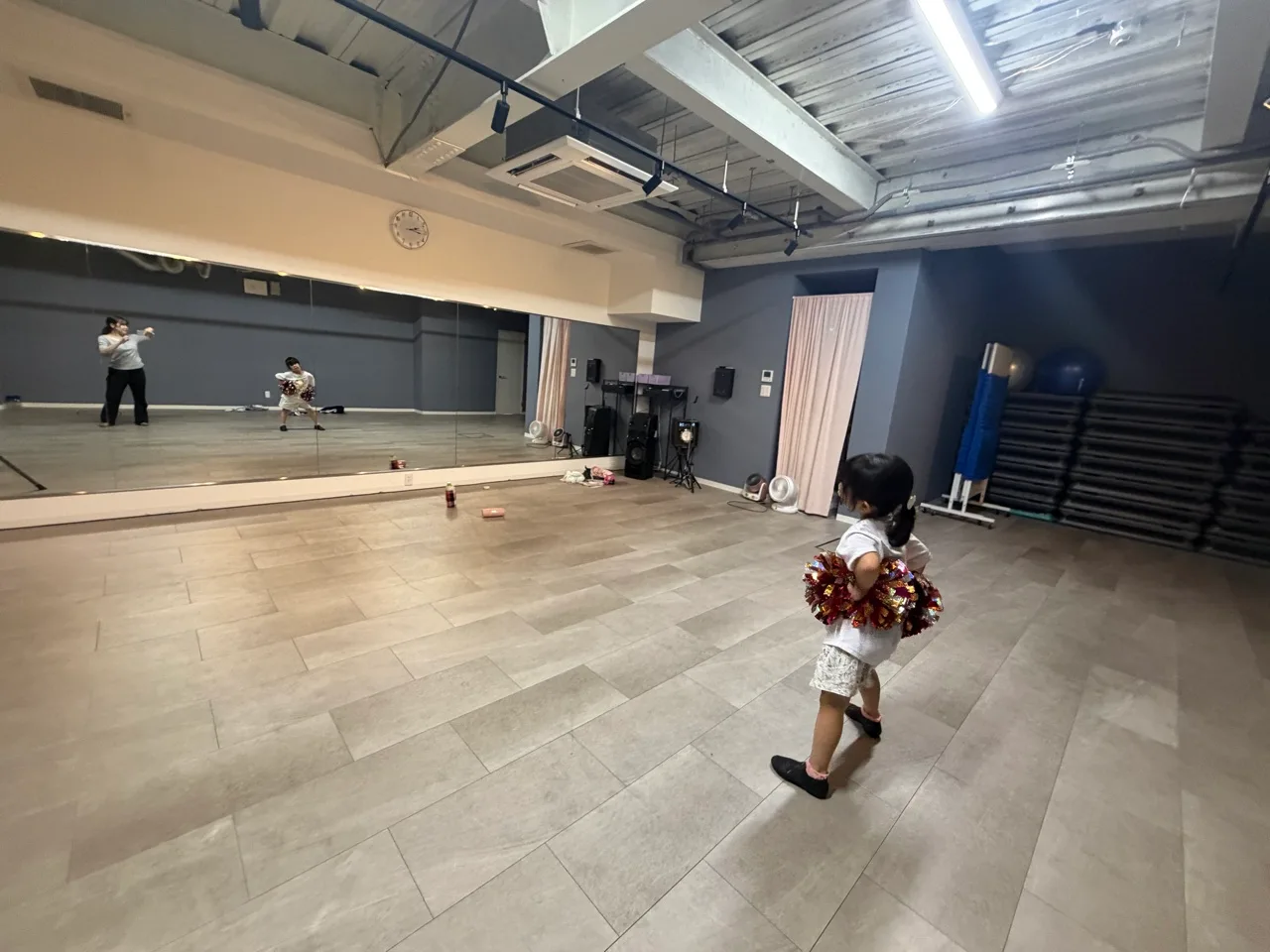 ロイックスチアダンススクール