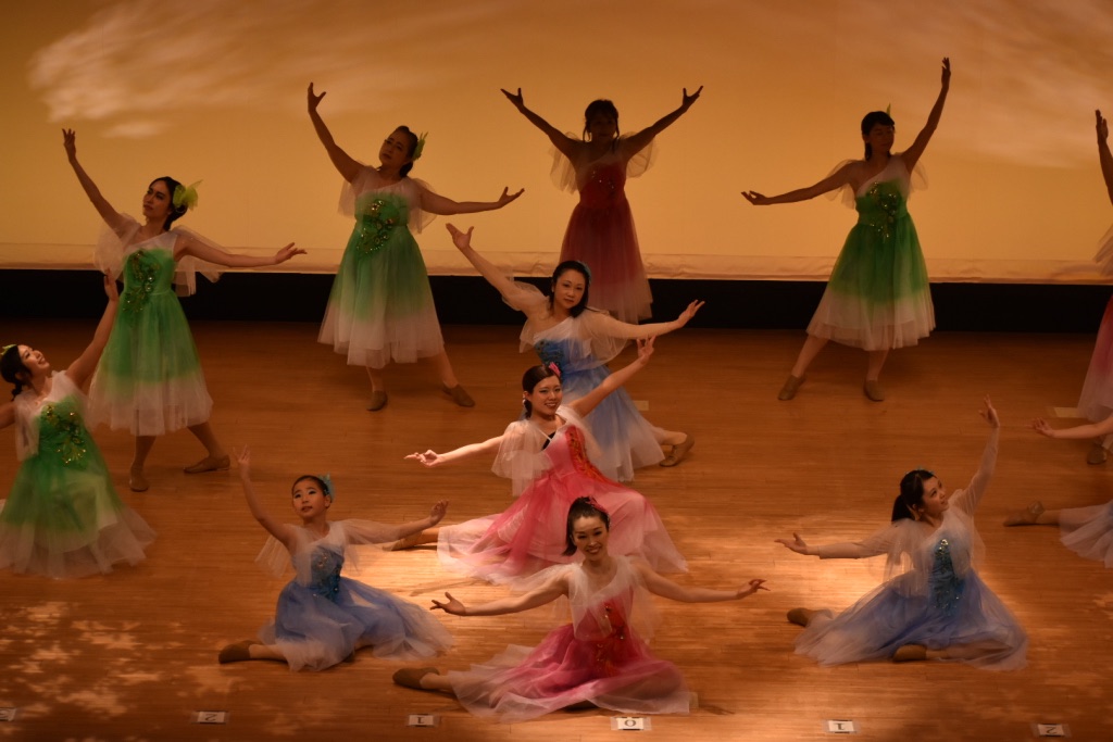 Bloom Dance Circle